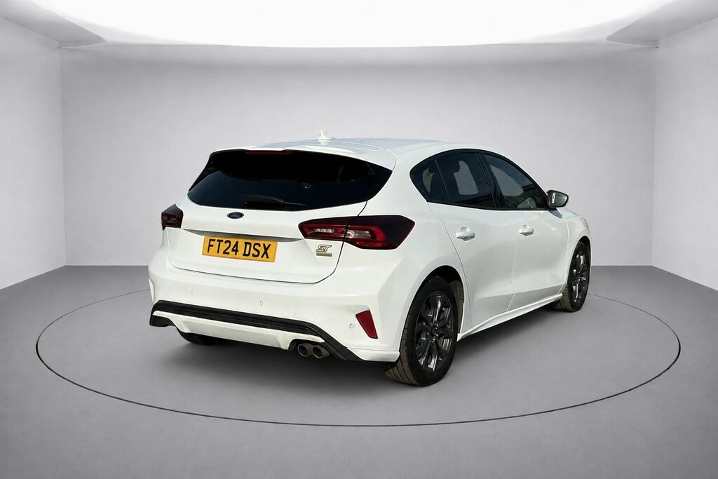 Ford Focus Ecoboost Mhev St-line Hatchback FT24DSX White #2