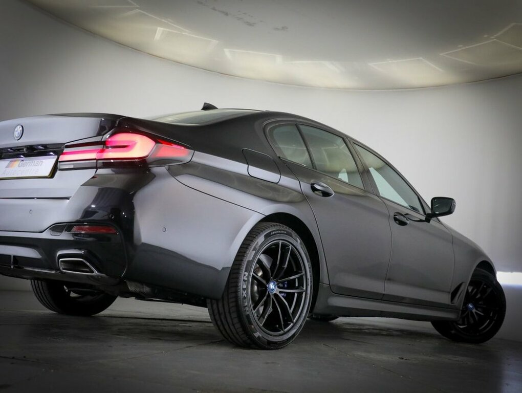 BMW 5 Series 2L M Sport Black #6