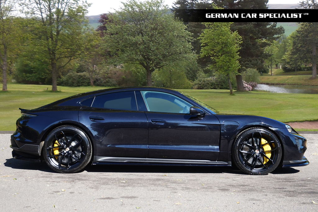 Porsche Taycan Saloon Black #2