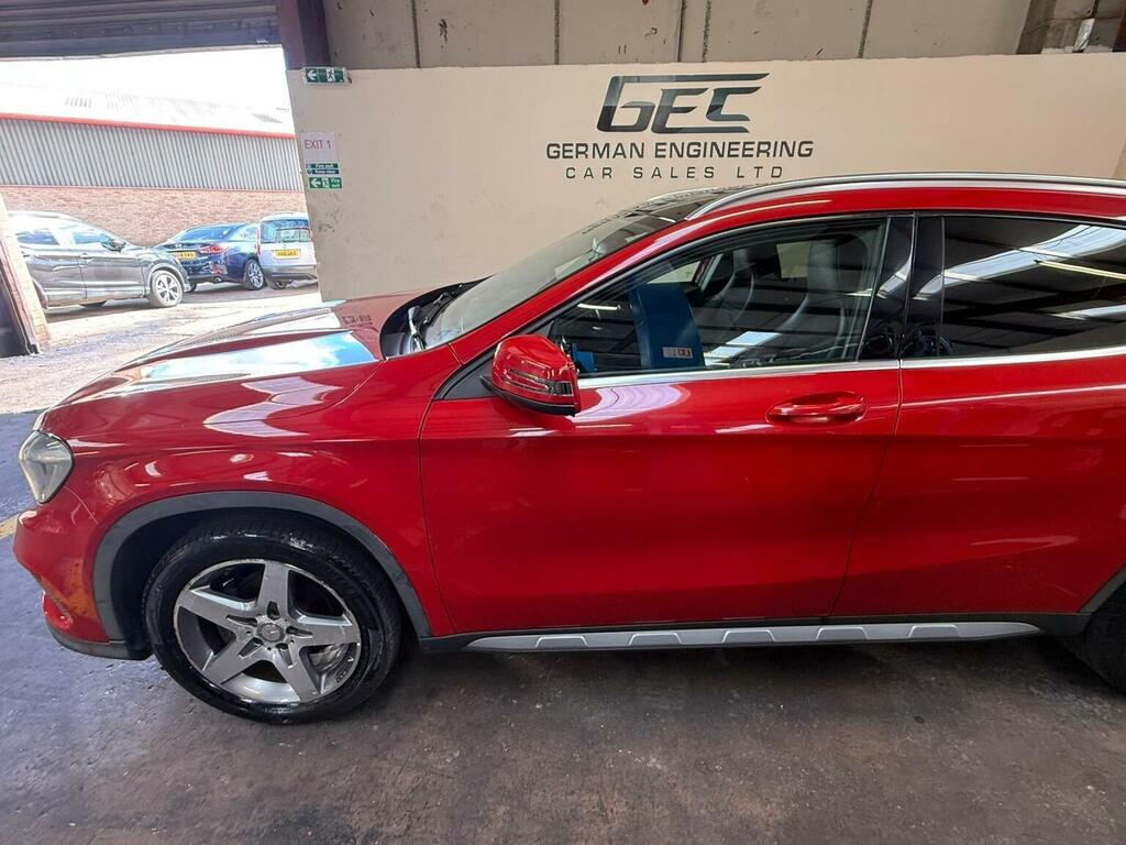 Mercedes-Benz GLA Class 2.1 Gla200d Amg Line 7G-dct Euro 6 Ss Red #3