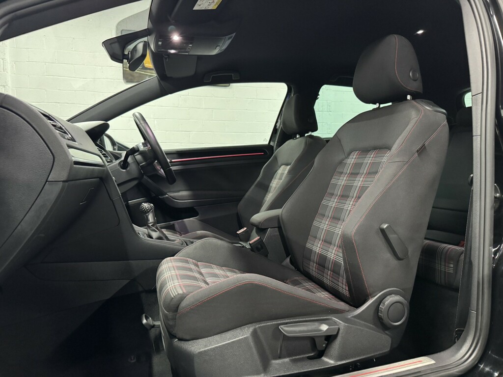 Volkswagen Golf 2.0 Tsi Bluemotion Tech Gti Launch N25DCP Black #2