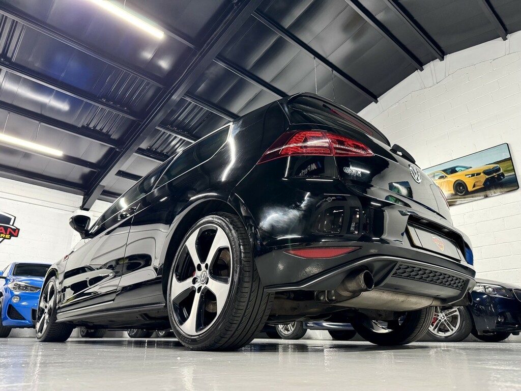 Volkswagen Golf 2.0 Tsi Bluemotion Tech Gti Launch N25DCP Black #5