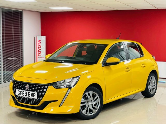 Peugeot 208 Puretech Active Hatchback Yellow #4
