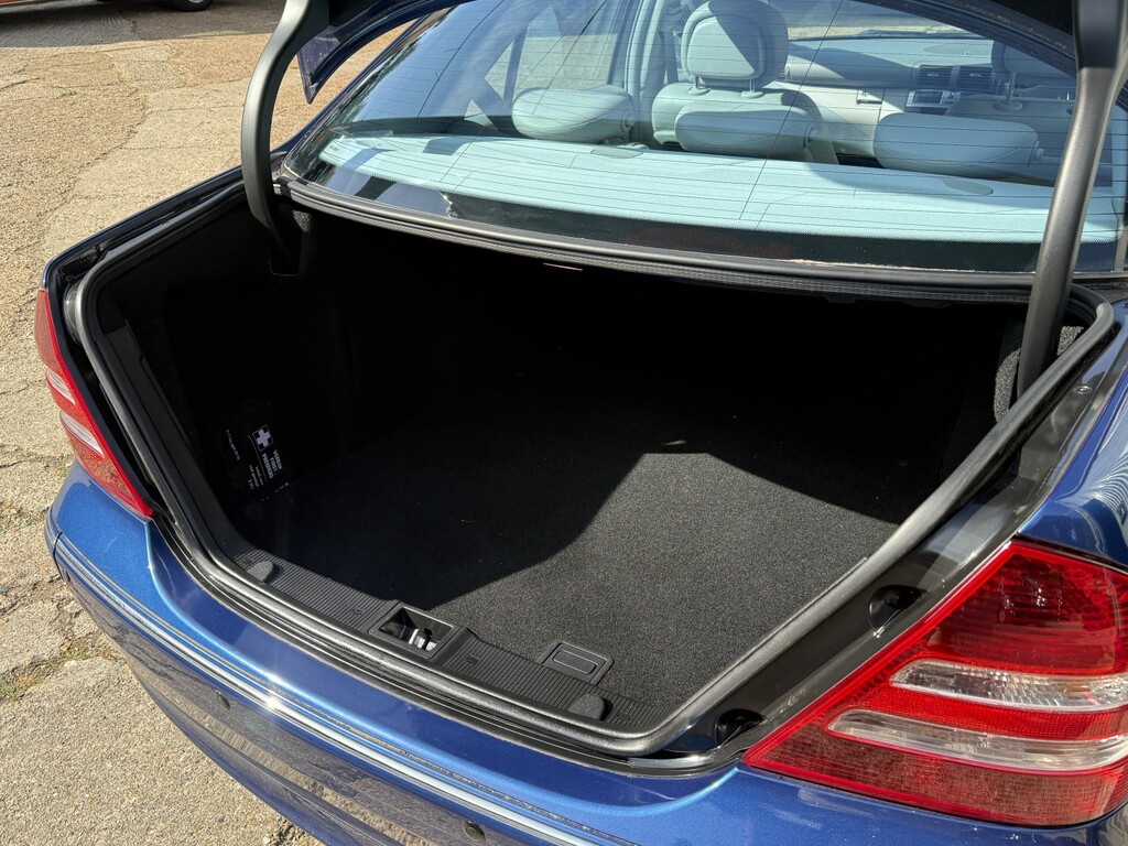 Mercedes-Benz C Class Saloon 1.8 C180 Kompressor Avantgarde Se Blue #5