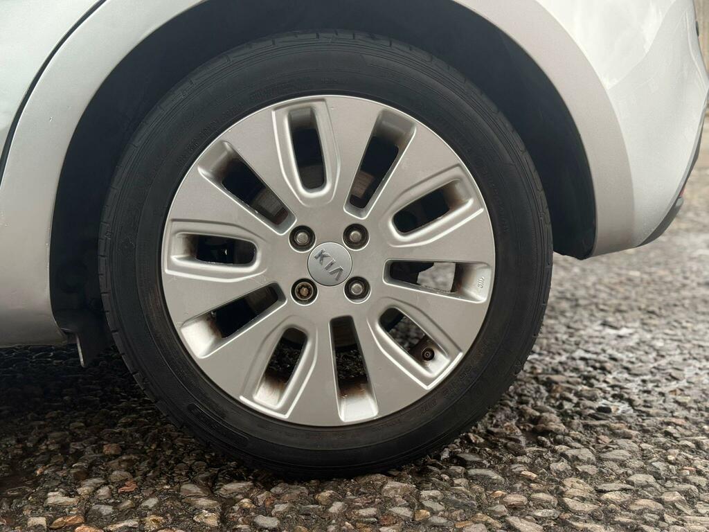 Kia RIO 2 Silver #25