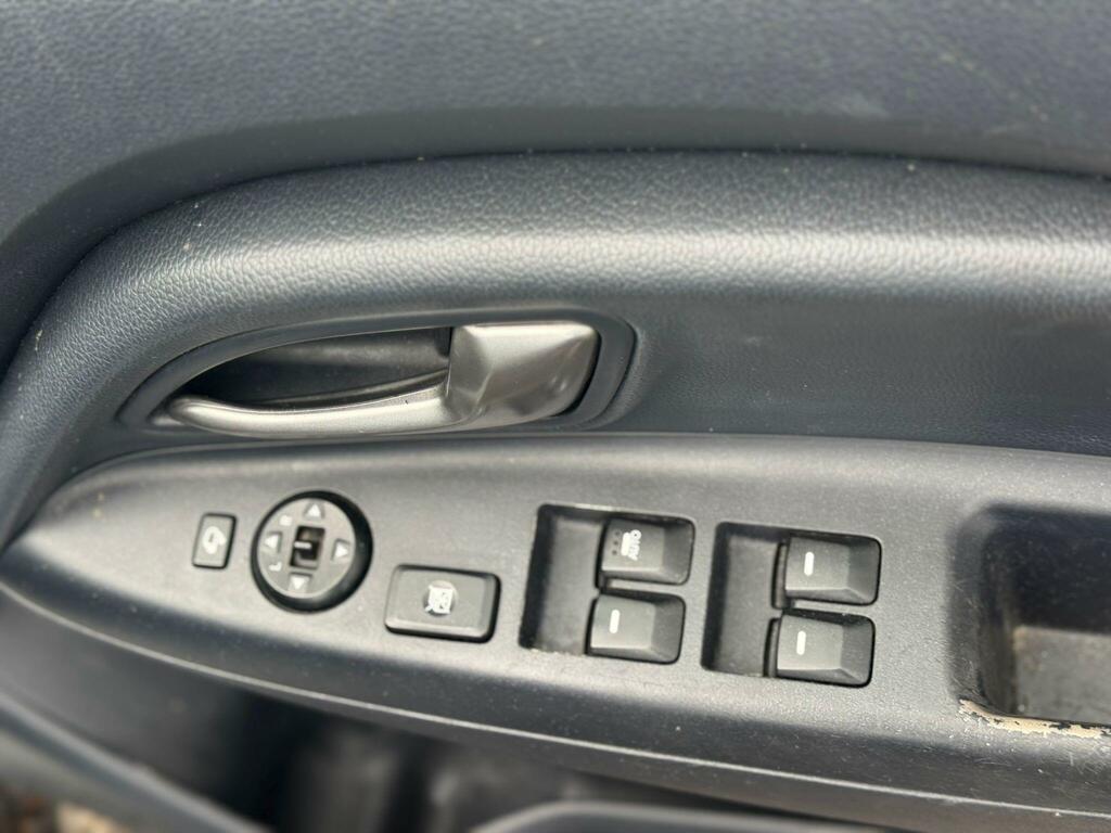 Kia RIO 2 Silver #21