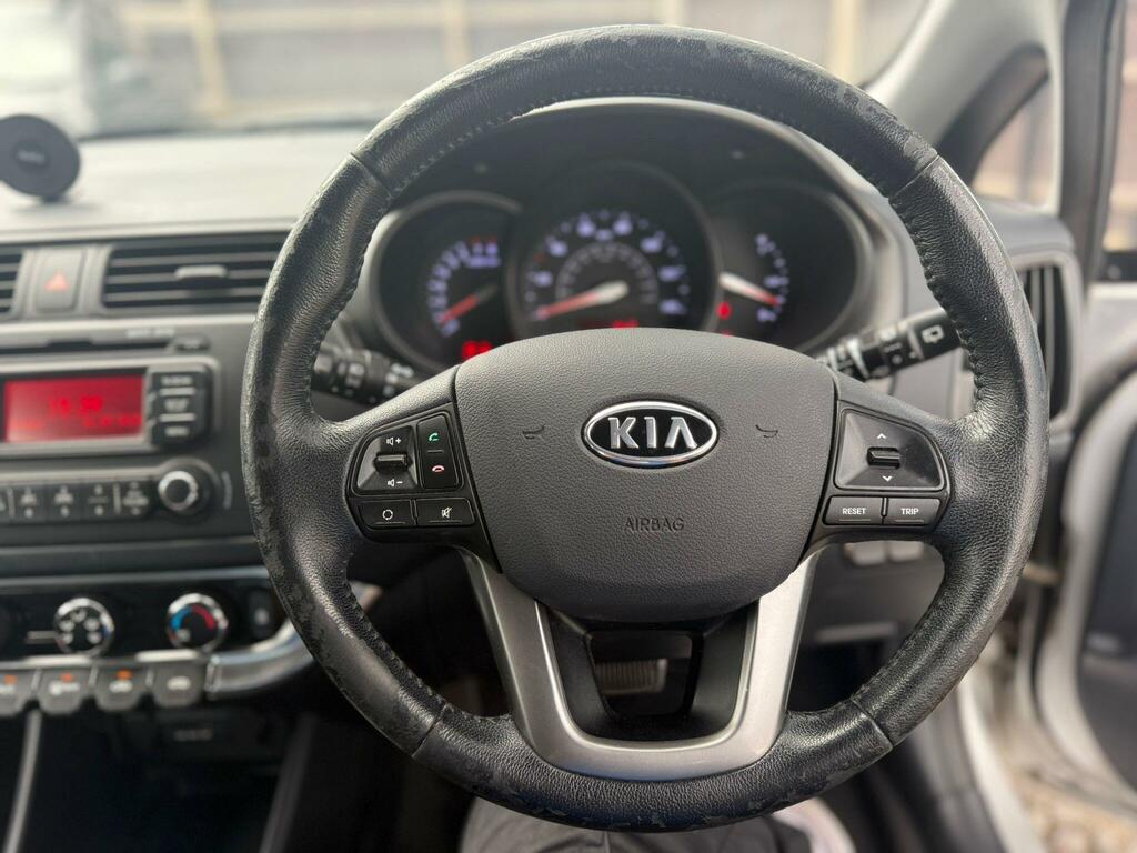 Kia RIO 2 Silver #30