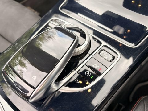 Mercedes-Benz C Class White #25