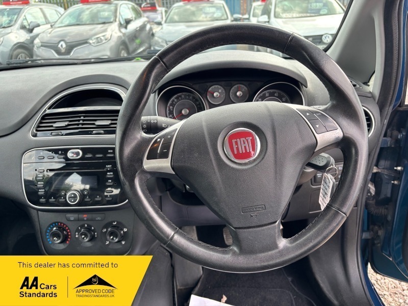Fiat Punto Easy 2012 Black #11