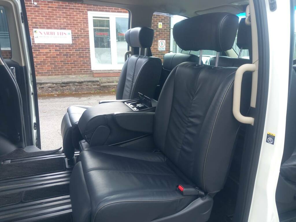 Nissan Elgrand 2.5 Black Leather Only 70,000 Miles 70K White #2