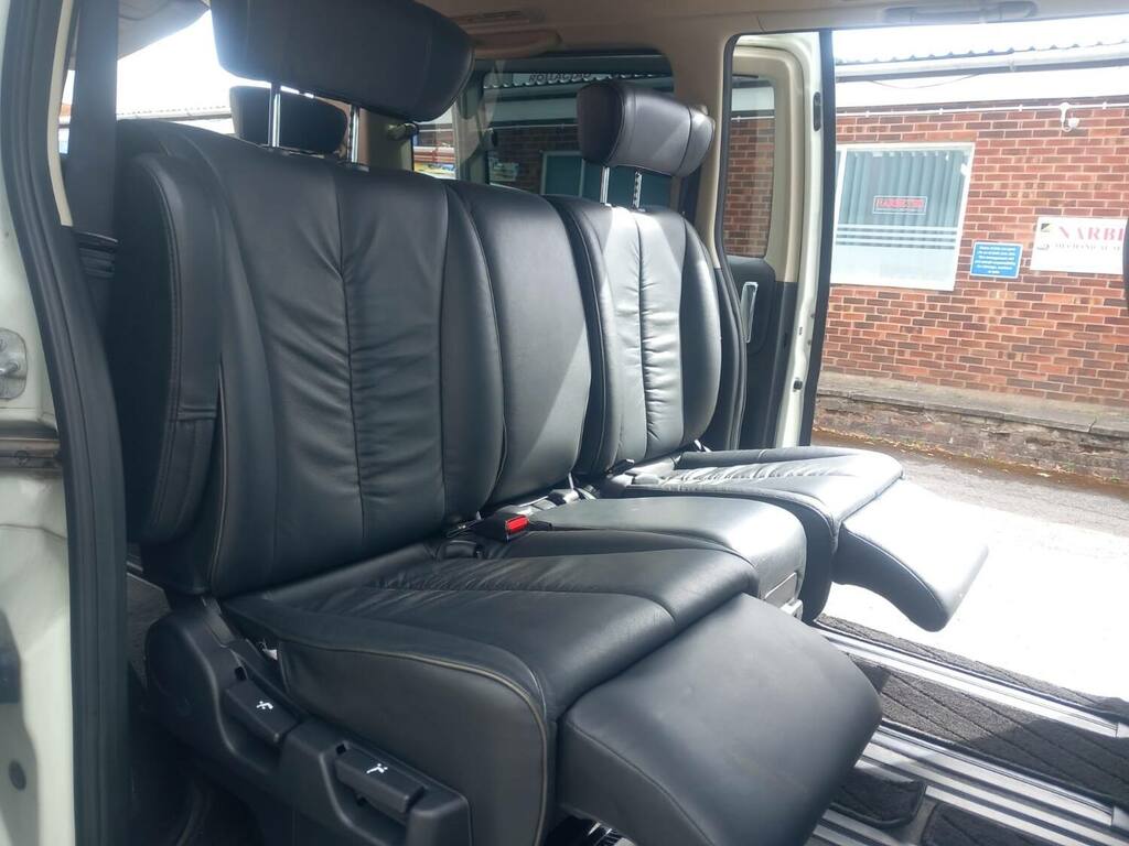 Nissan Elgrand 2.5 Black Leather Only 70,000 Miles 70K White #3