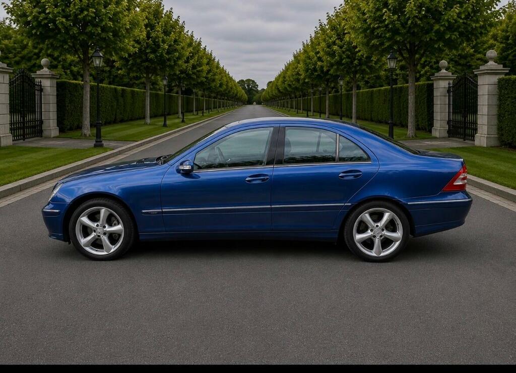 Mercedes-Benz C Class Avantgarde Se Blue #3