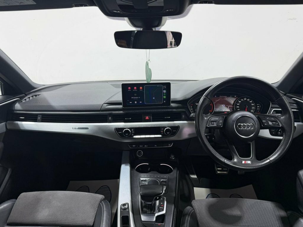 Audi A4 Avant 2L S Line KN66JBZ Black #4