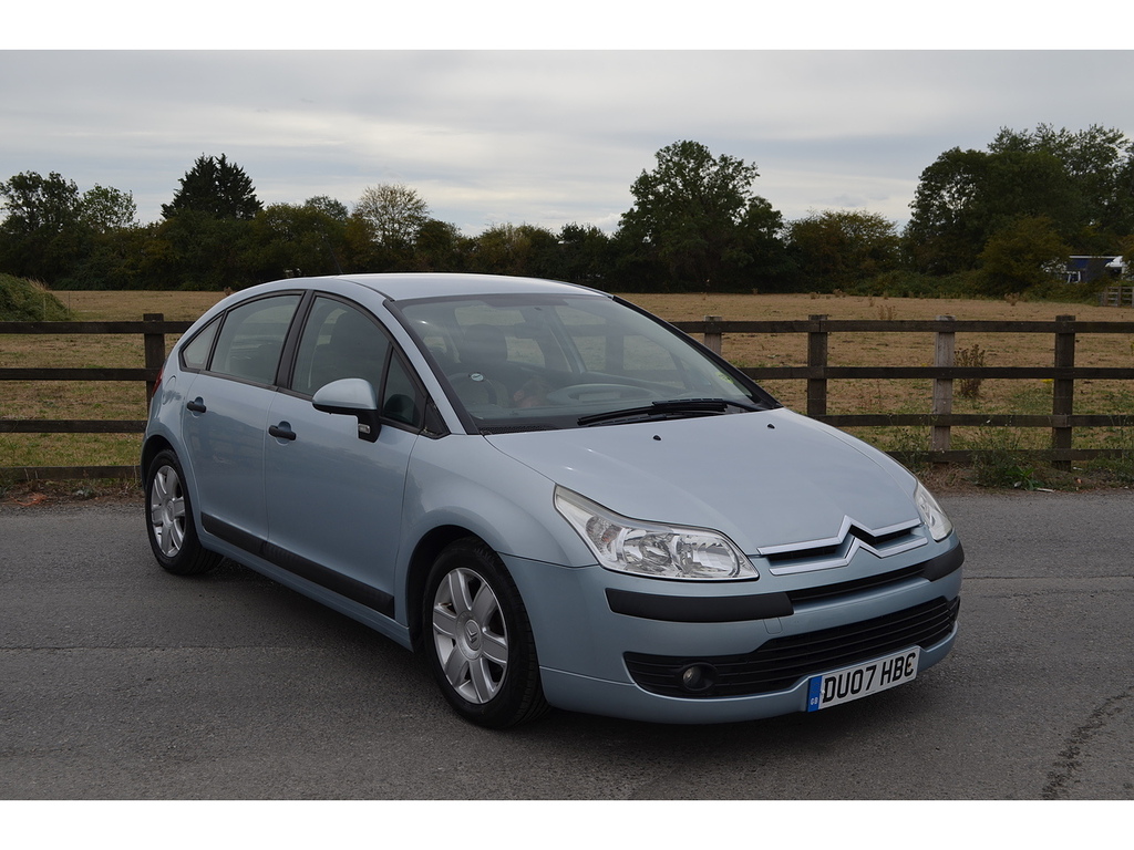 Citroen C4 Hatchback Black #1