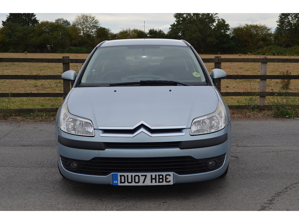 Citroen C4 Hatchback Black #2