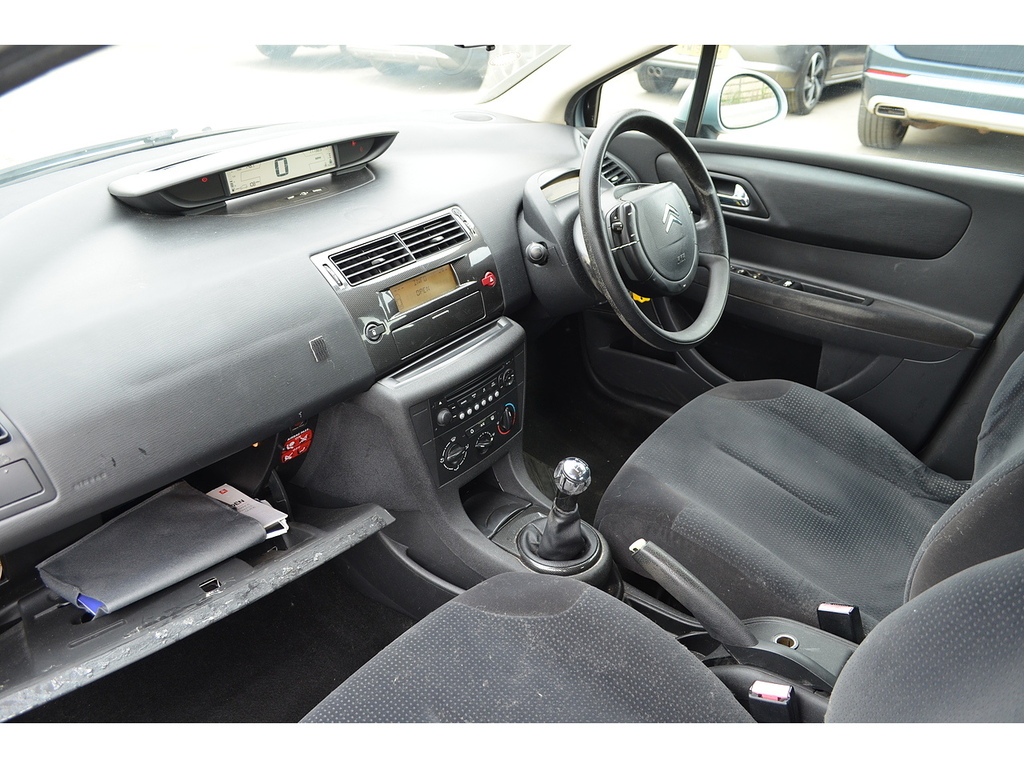 Citroen C4 Hatchback Black #25