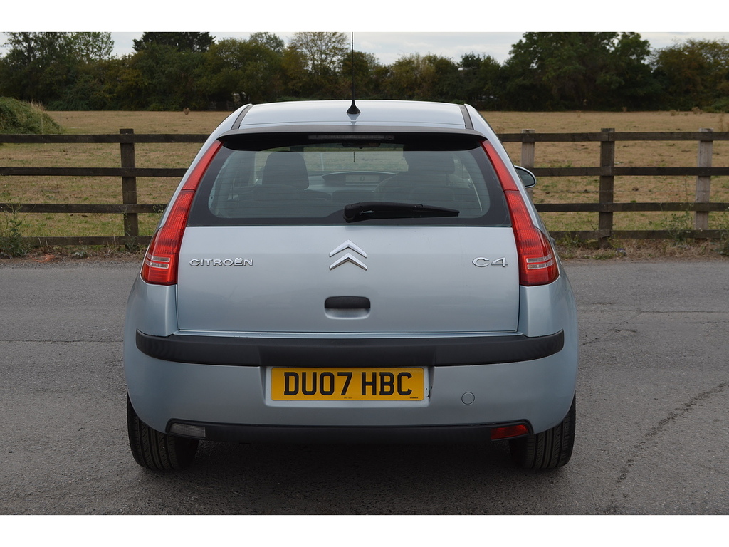 Citroen C4 Hatchback Black #6
