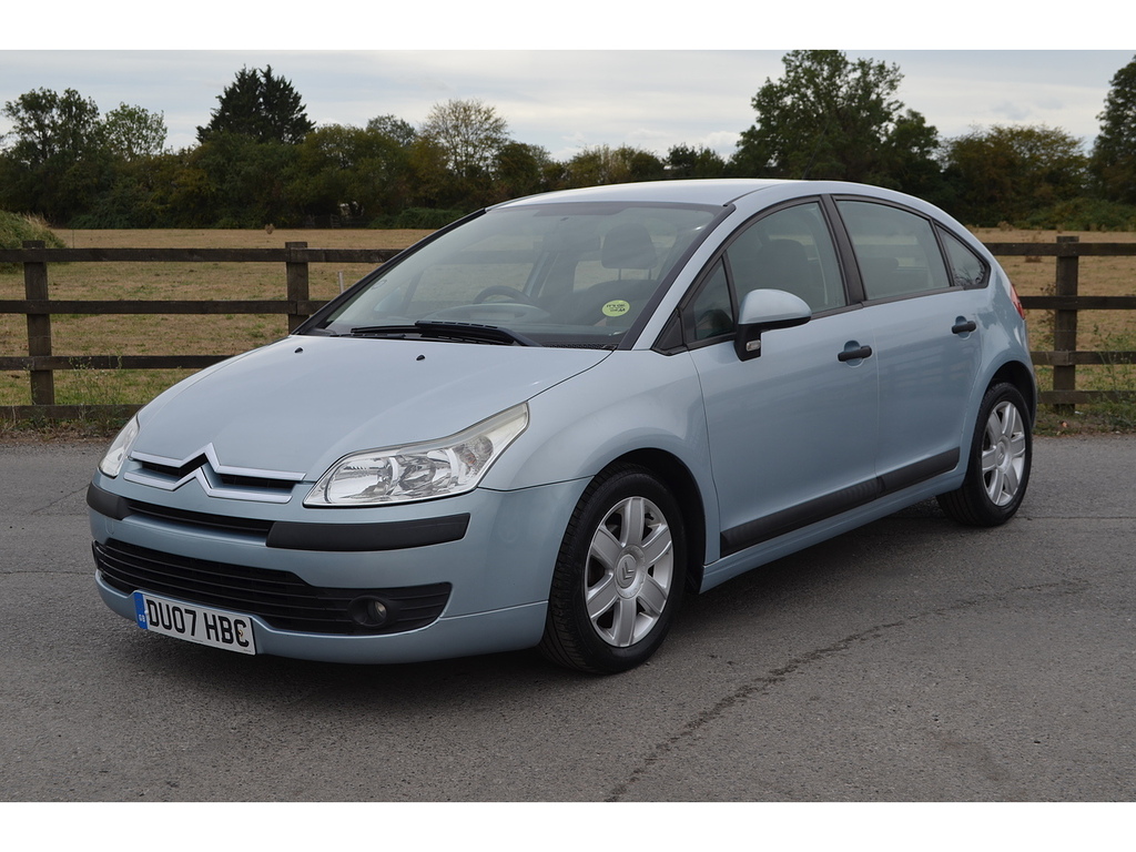 Citroen C4 Hatchback Black #3