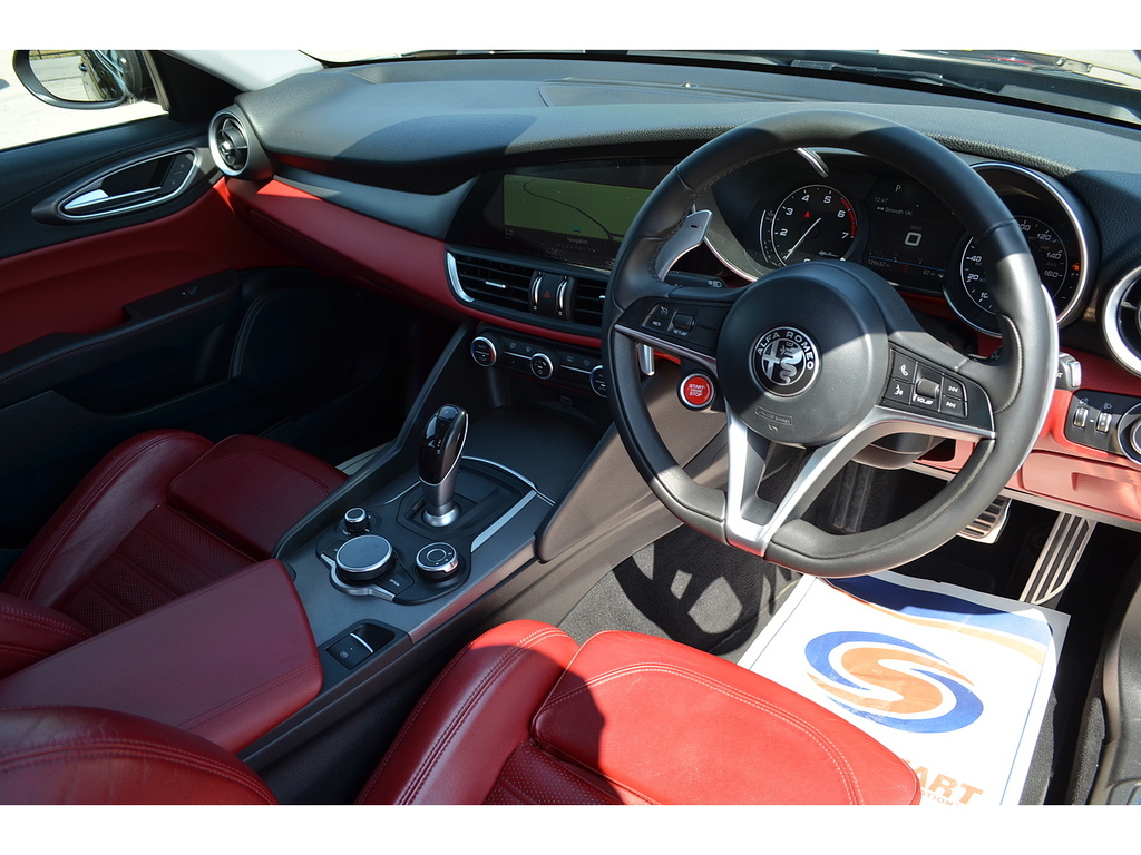 Alfa Romeo Giulia T Veloce Black #2