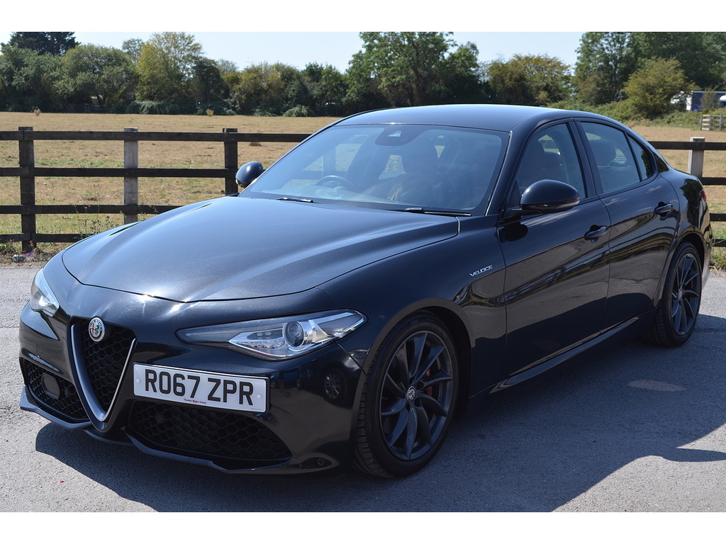 Alfa Romeo Giulia T Veloce Black #4