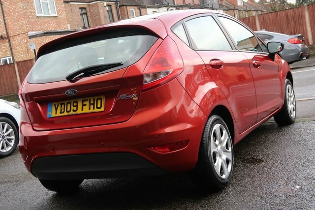 Ford Fiesta 2009 1.4 Style Hatchback 1 Red #4