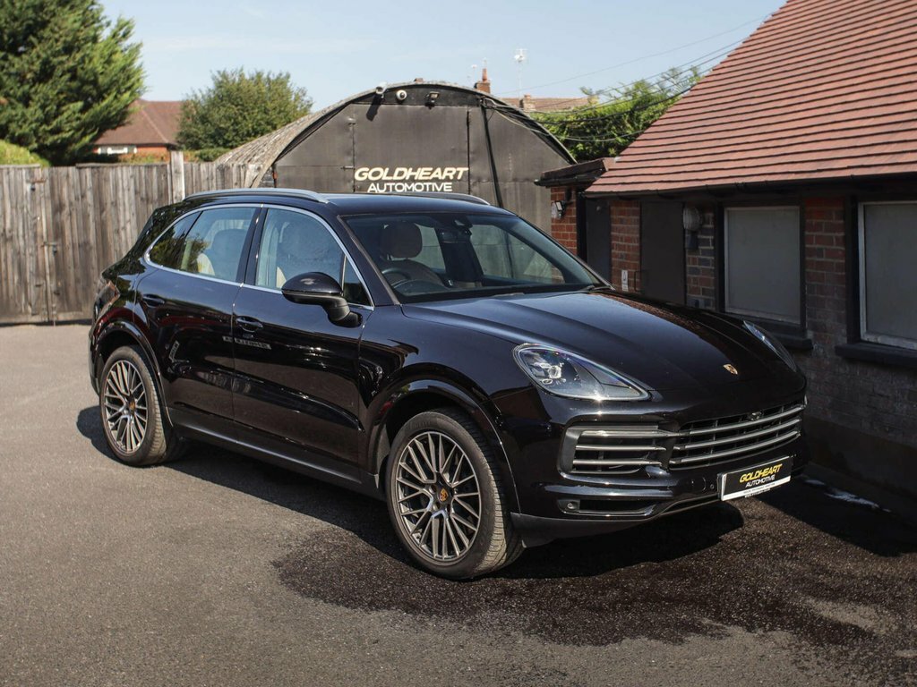 Porsche Cayenne 2.9 Cayenne V6 S 4Wd EF18MYV Black #4