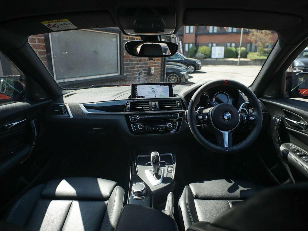BMW M1 Hatchback White #23