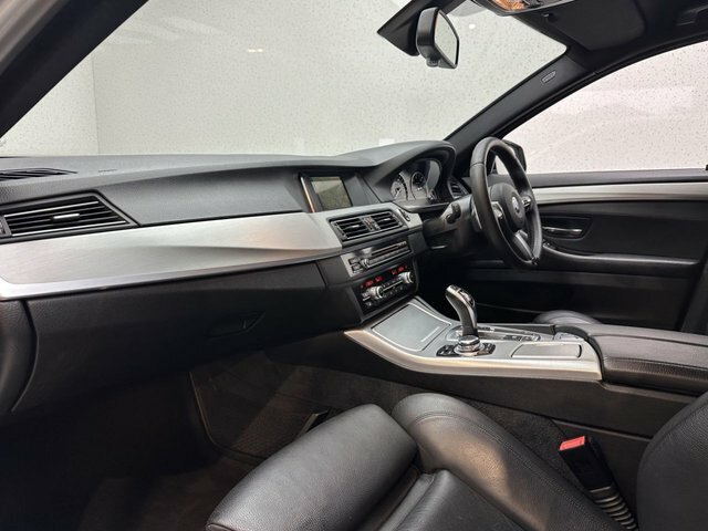 BMW 5 Series 3.0 530D M Sport Saloon Euro 6 S MM66HJD Silver #3