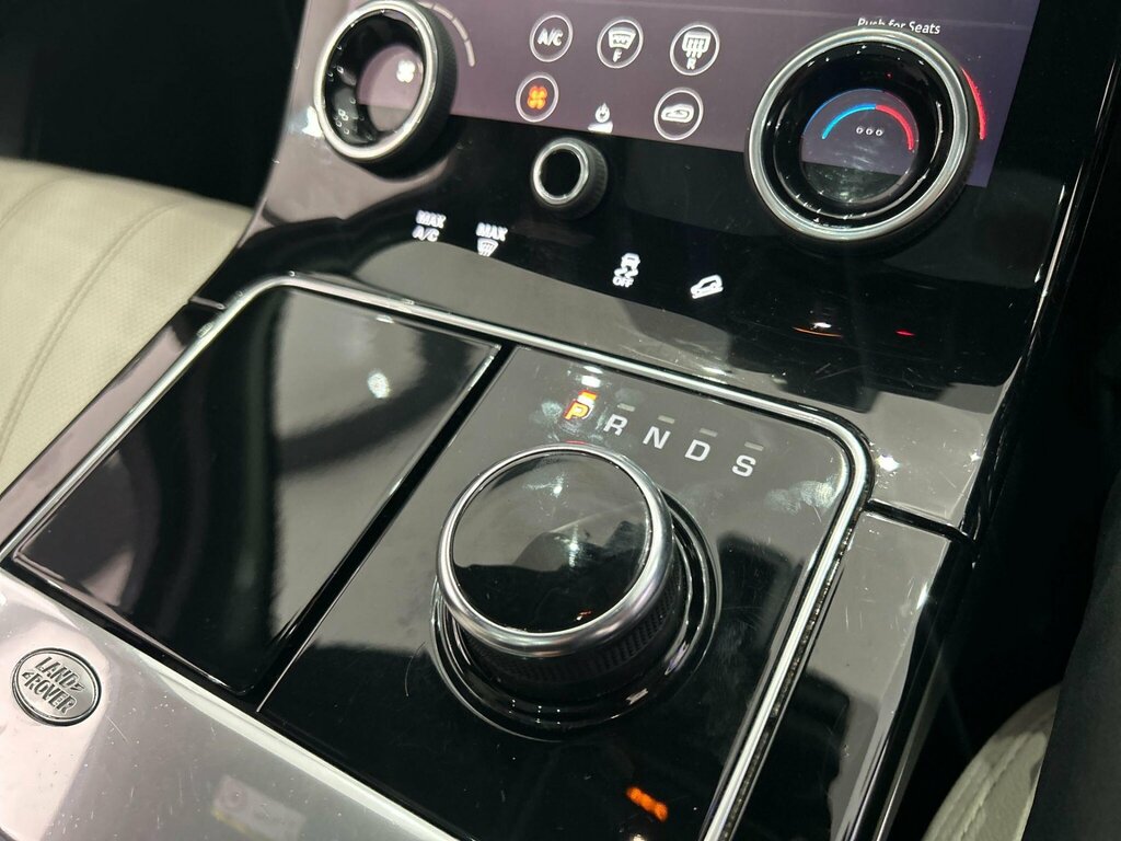 Land Rover Range Rover Velar 3.0 D300 R-dynamic Hse 4Wd Red #25
