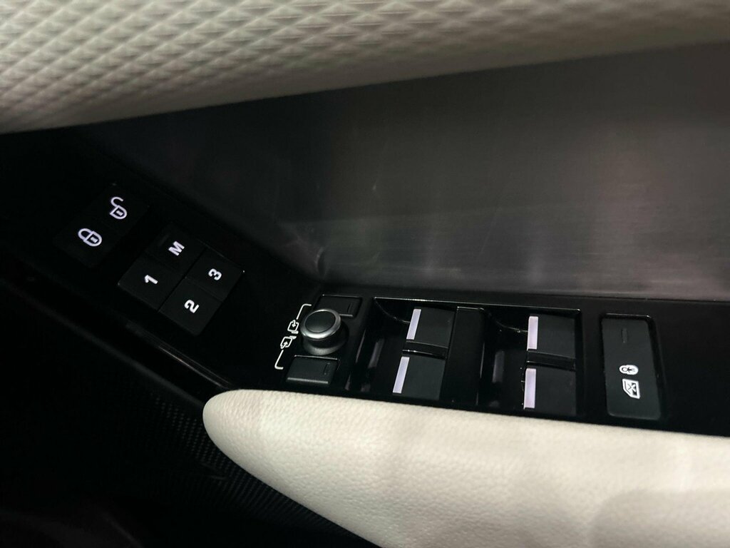Land Rover Range Rover Velar 3.0 D300 R-dynamic Hse 4Wd Red #24
