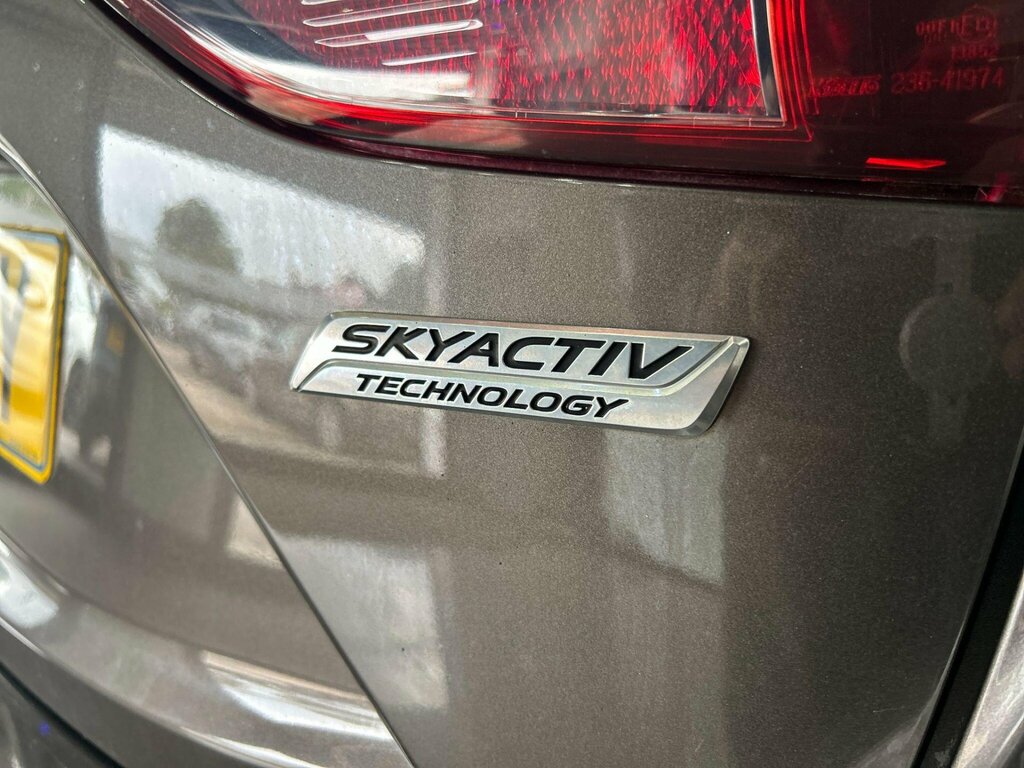 Mazda 3 Hatchback White #31