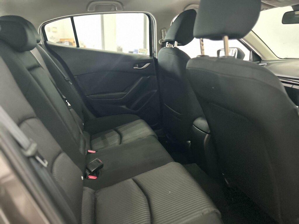 Mazda 3 Hatchback White #20