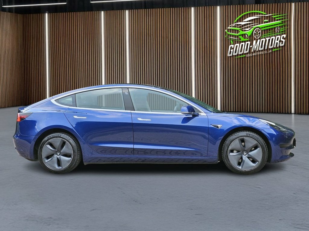 Tesla Model 3 Saloon LG20YJT Blue #6