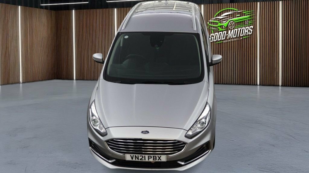 Ford S-Max 2L Titanium Silver