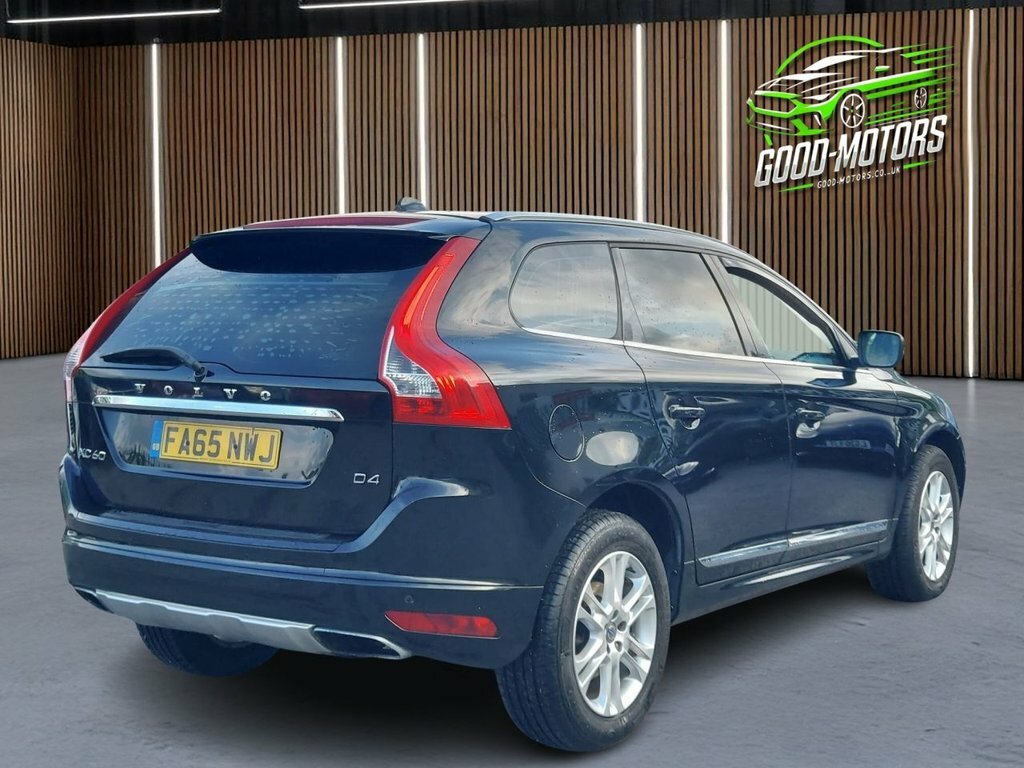 Volvo XC60 Suv Black #5