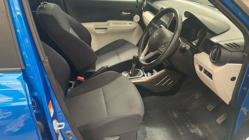Suzuki Ignis Hatchback White #11