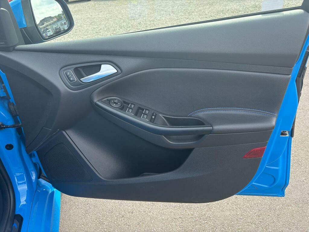 Ford Focus Titanium #17