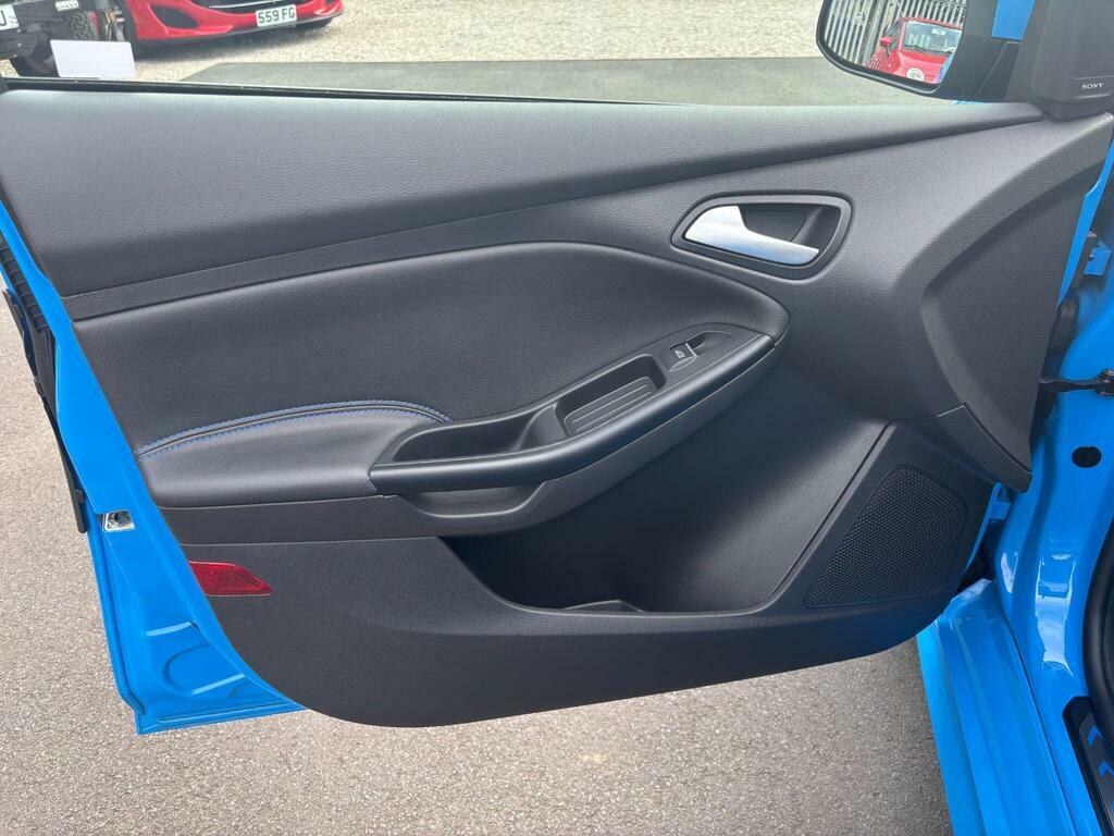 Ford Focus Titanium #18