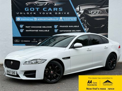 Jaguar XF 2.0D R-sport Saloon White
