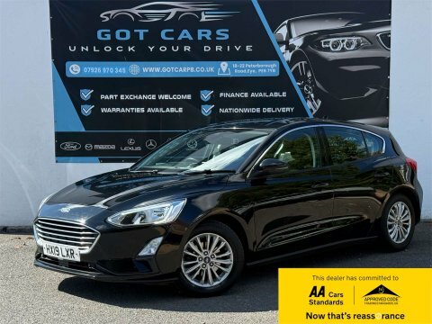 Ford Focus 1.0T Ecoboost Titanium Black