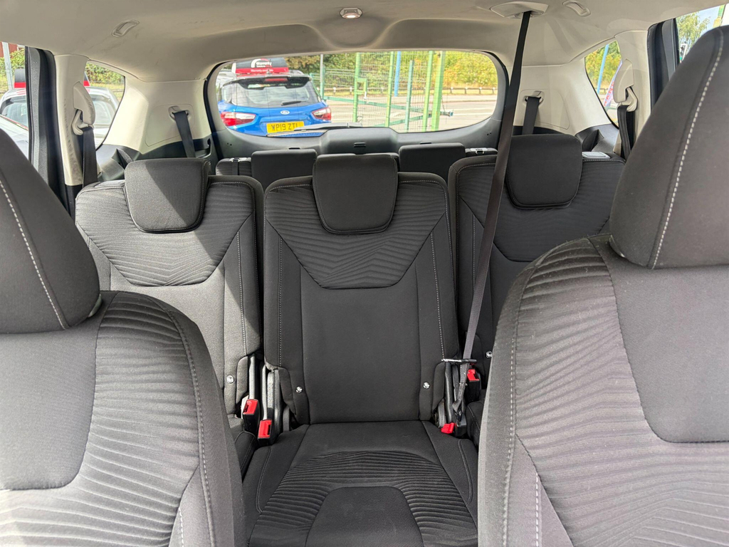 Ford S-Max   #36