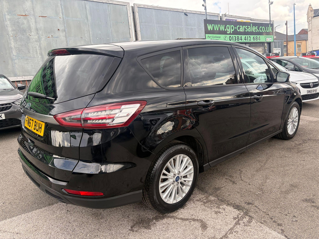 Ford S-Max   #9
