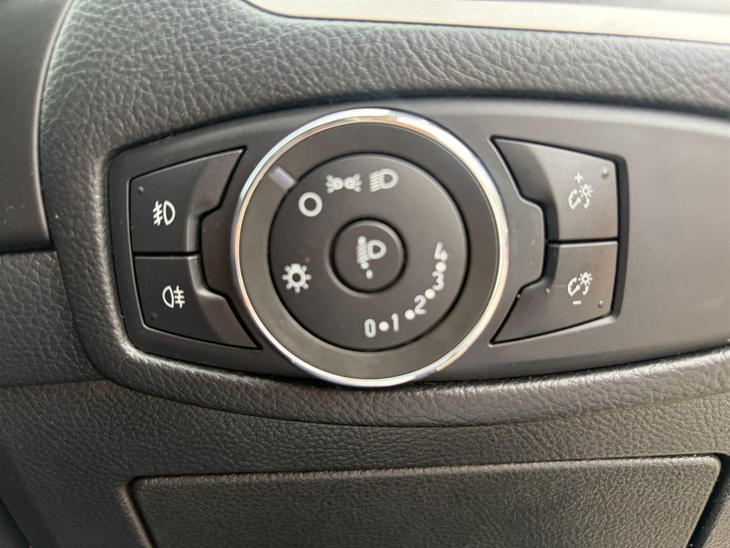 Ford S-Max   #32