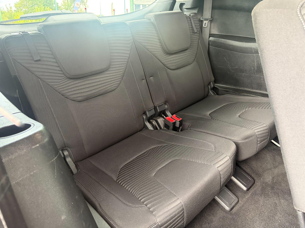 Ford S-Max   #39