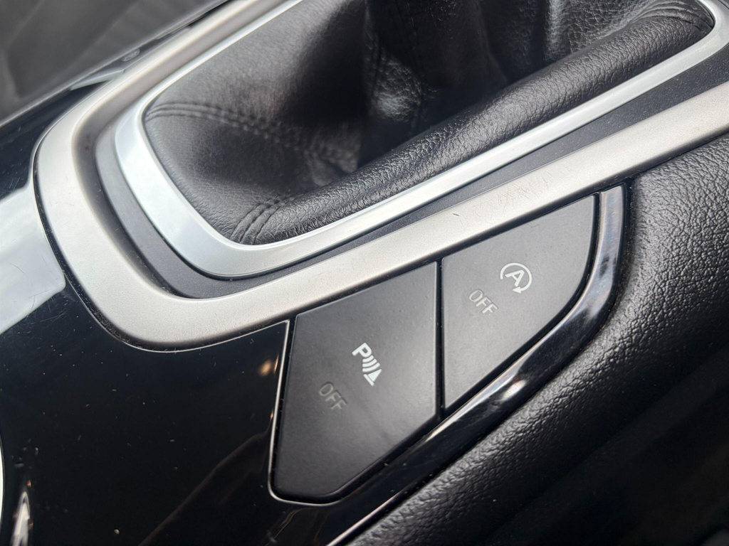 Ford S-Max   #30