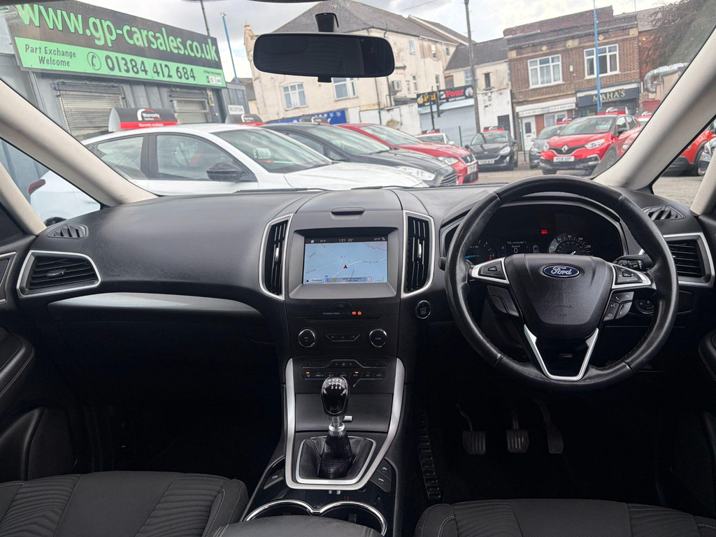 Ford S-Max   #15