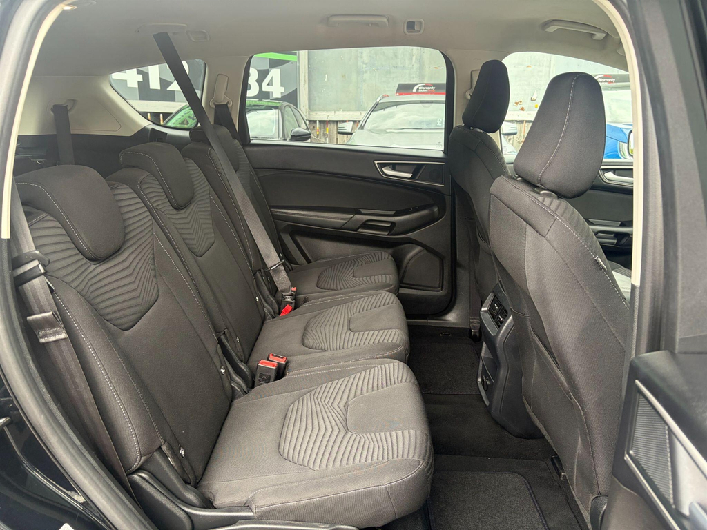 Ford S-Max   #34