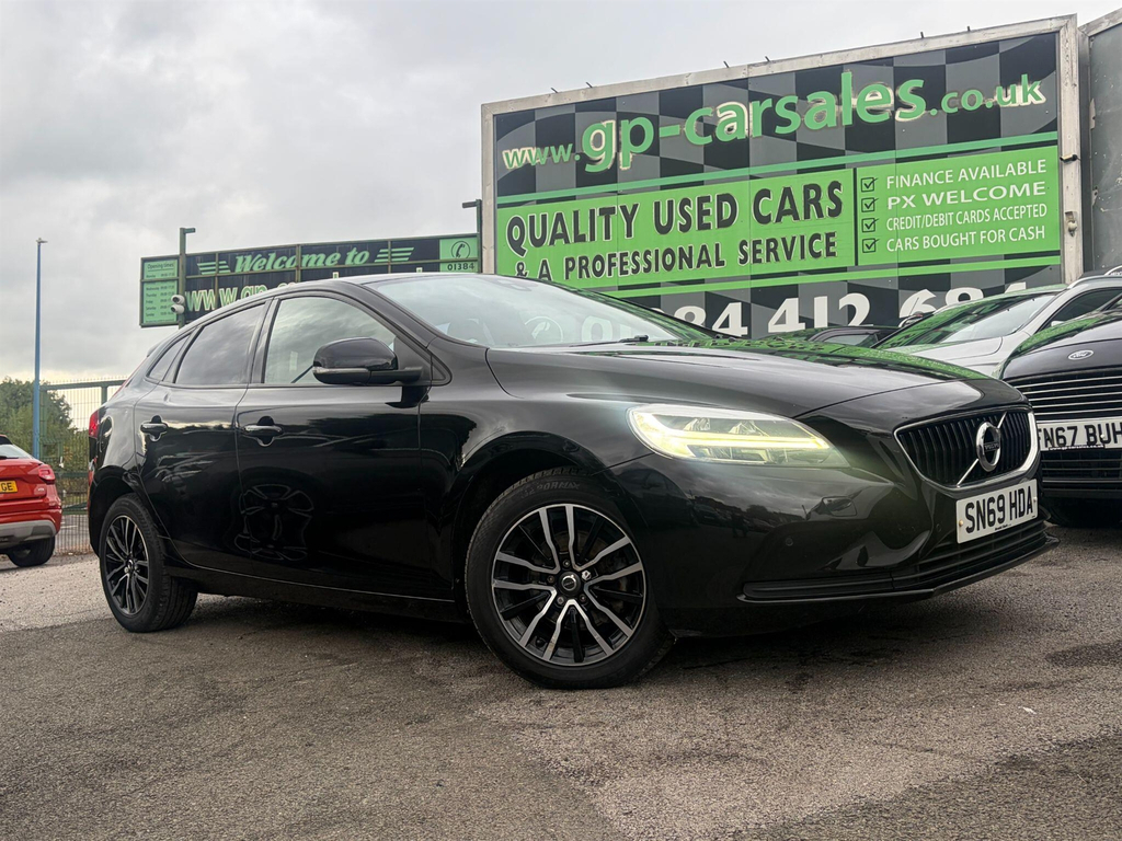 Volvo V40 2.0 D2 Momentum Edition Euro 6 Ss Black