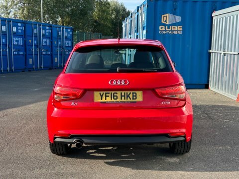 Audi A1 Sportback Tfsi Sport Red #5