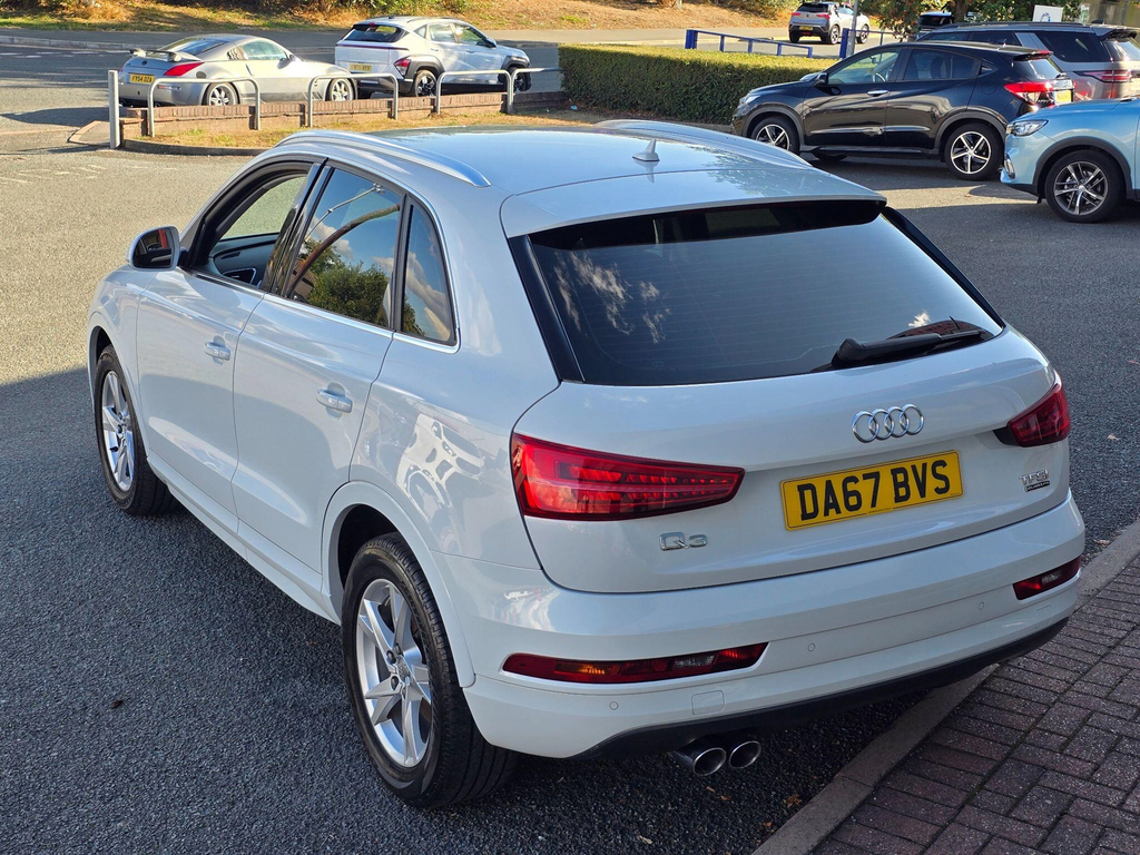Audi Q3  Black #11